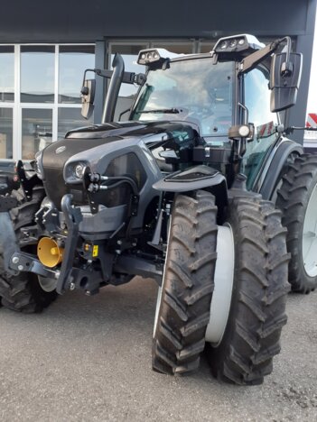 Lindner lintrac 130 Lindner lintrac 130