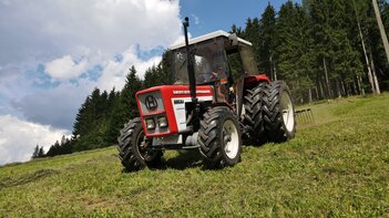 Lindner 520 SA bei der Feldarbeit