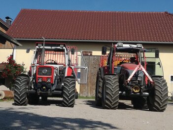 Lindner 1750 und Lindner Geotrac 100 Lindner 1750 und Lindner Geotrac 100