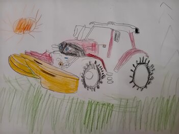 Lindner Lintrac mit Pöttinger Frontmähwerk