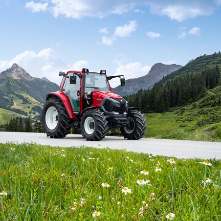 Der Lintrac 70 von Lindner: Stufenloses Einsteigermodell mit Power Der Lintrac 70 von Lindner: Stufenloses Einsteigermodell mit Power