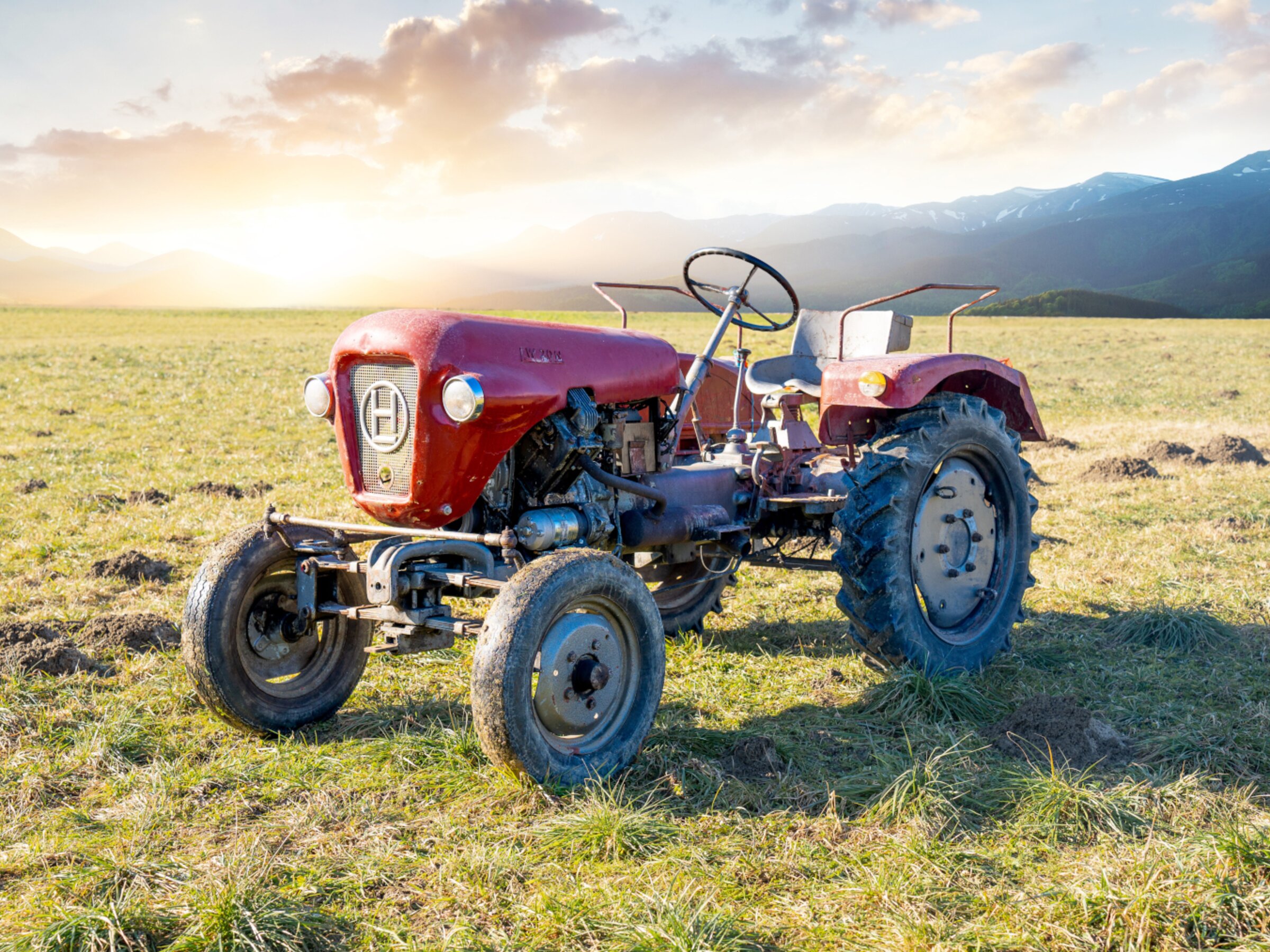 Oldtimer-Traktor im Wunschdesign gewinnen | Lindner Traktoren