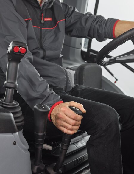 Comfort for driver and co-driver Comfort for driver and co-driver